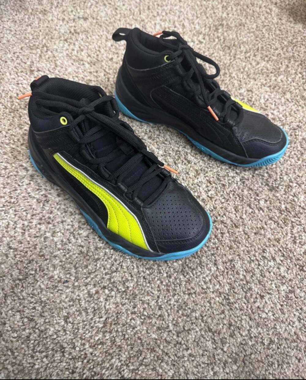 Puma Rebound Future Evo Basketball Shoes Black/Neon Yellow/Blue